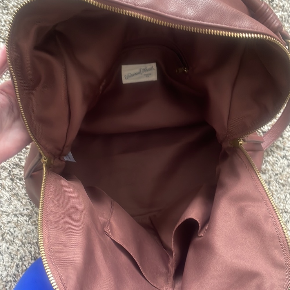 Universal Thread Satchel - Picture 4 of 6